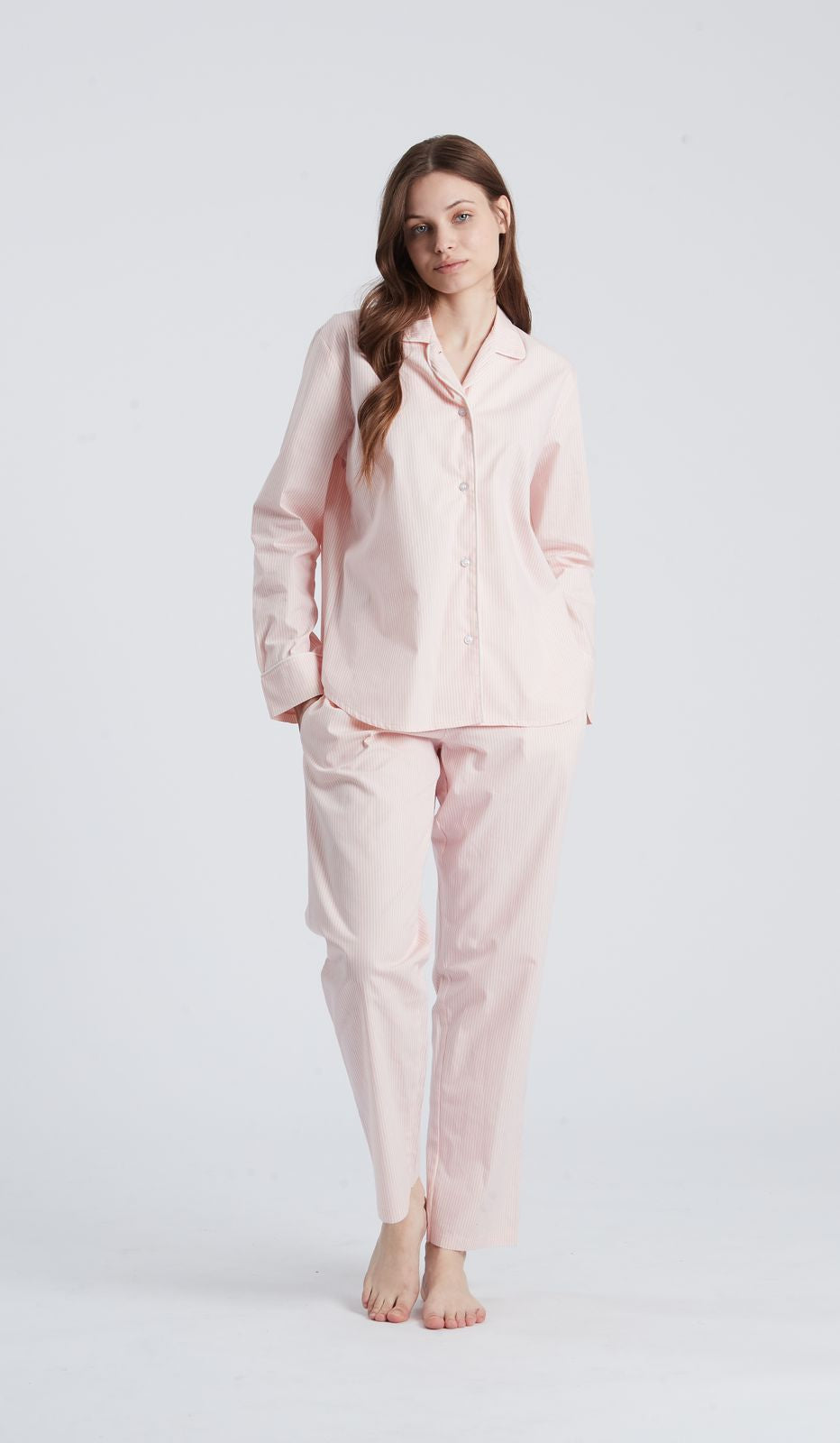 Pigiama aperto breakfast donna in cotone 100 percento per comfort e stile perfetti per ogni mattina.