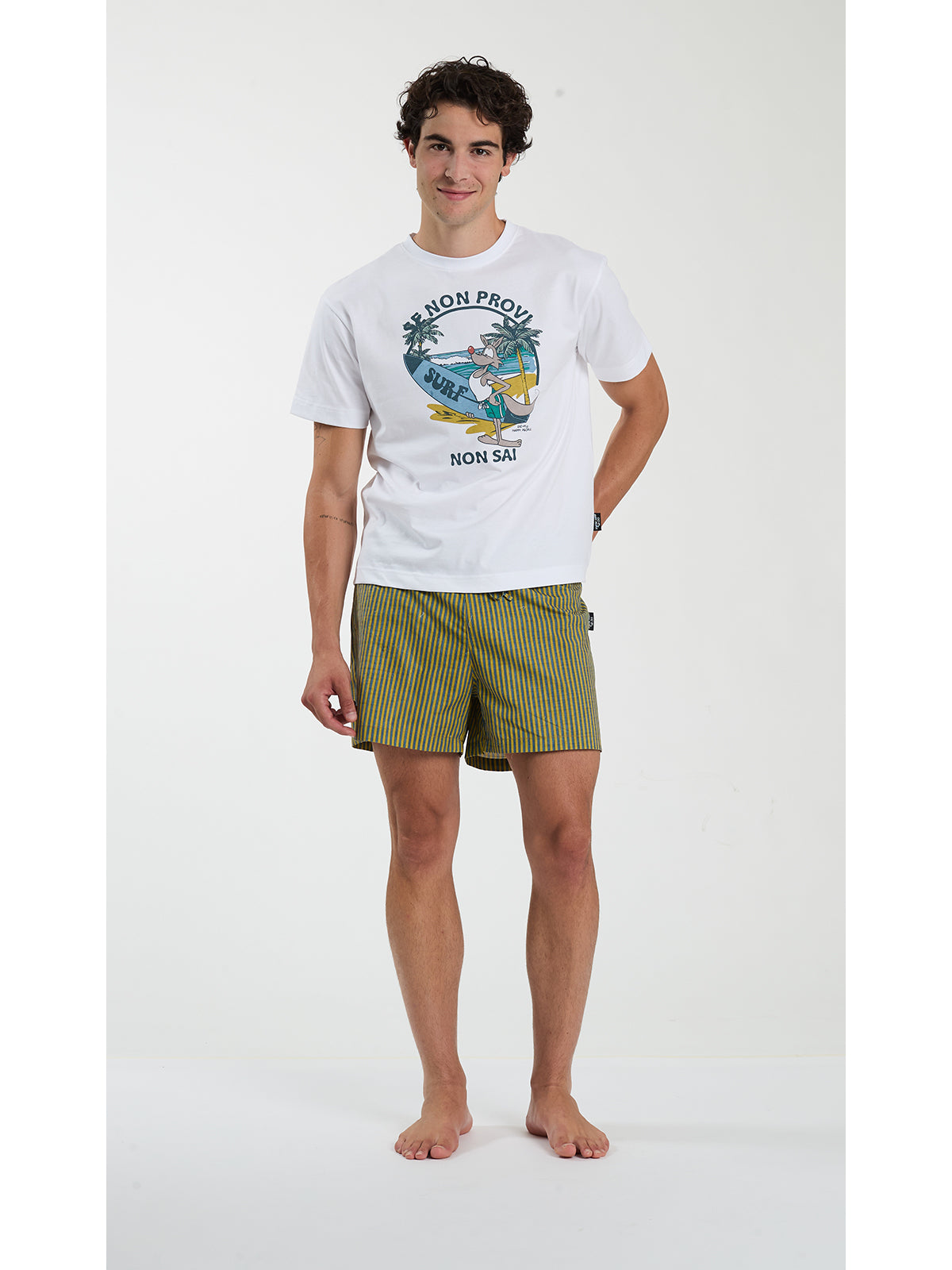 Completo Beach uomo, un'abbinata irresistibile di comfort e stile