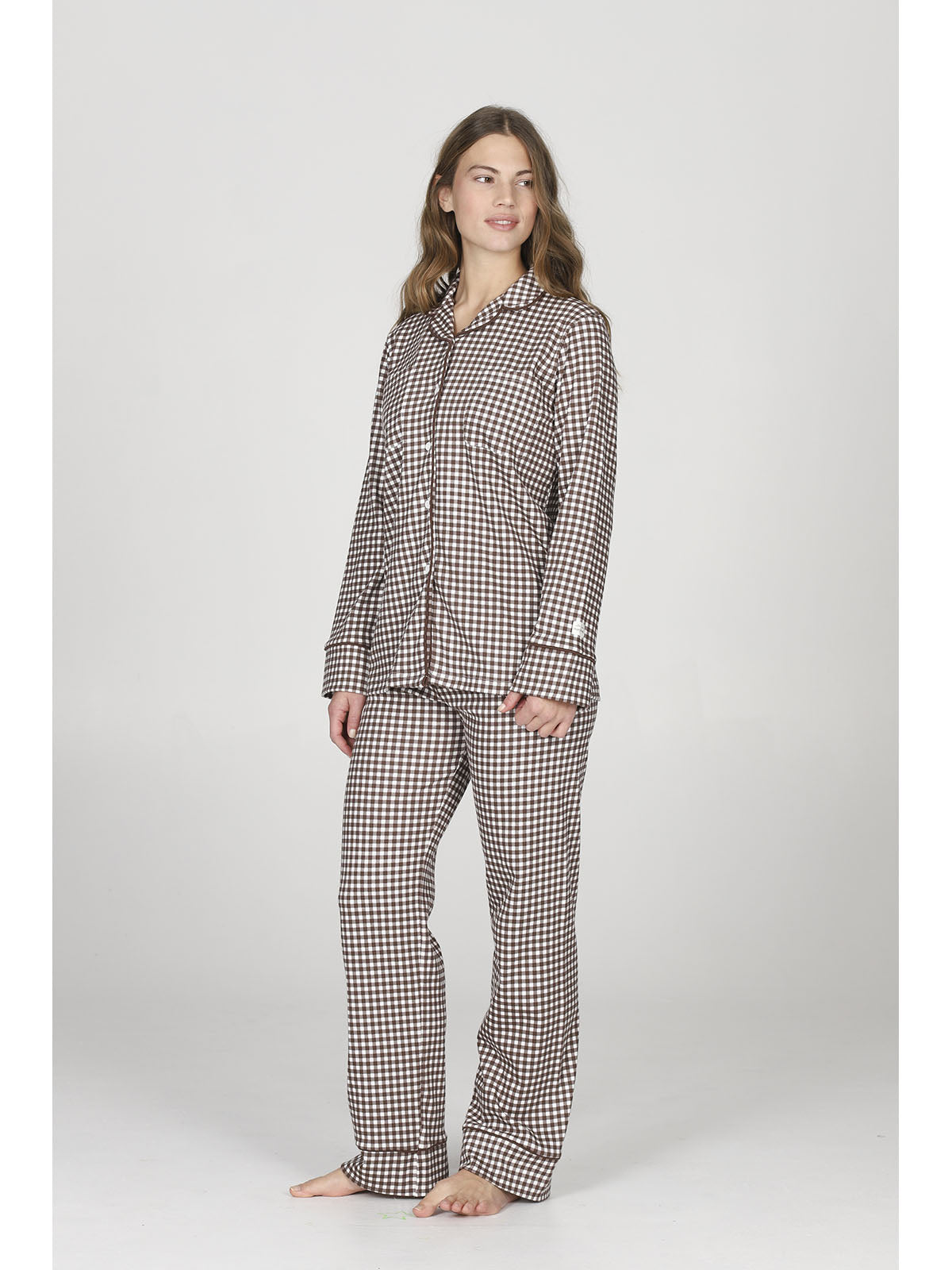 Pigiama cardigan donna, in morbido caldo cotone, a quadretti marrone