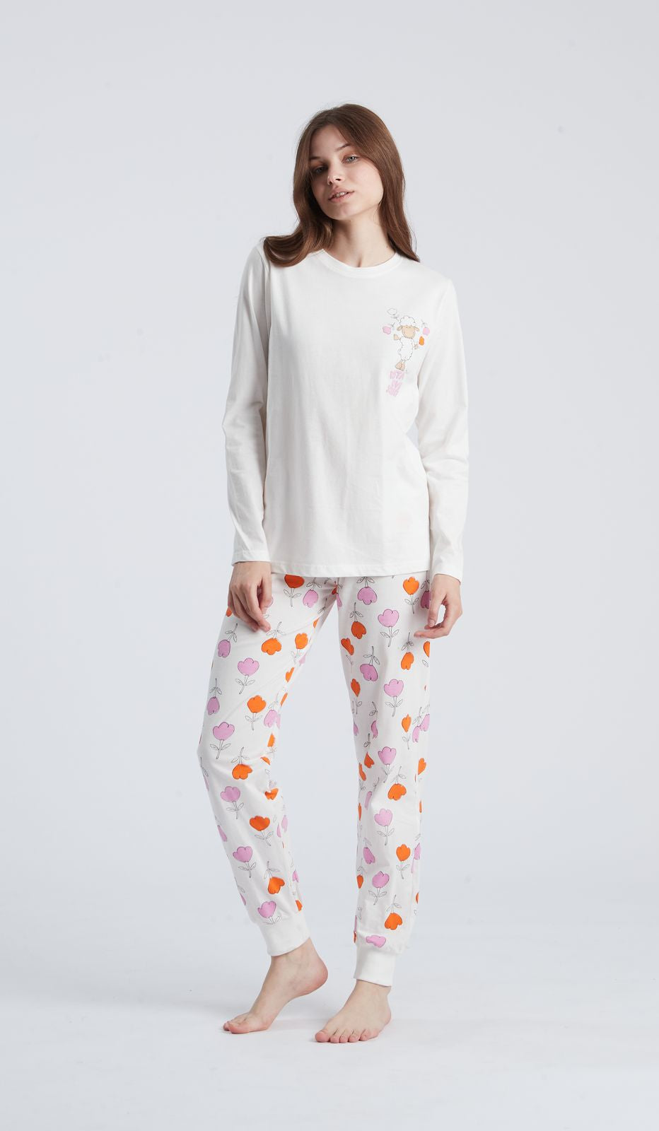 Pigiama girocollo multicolor donna in 100% cotone per un comfort sfizioso e un stile vivace per le tue notti di relax