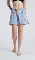 SHORTS TASCHE BEACH MULTICOLOR in cotone 100 percento per comfort e praticità in ogni tua avventura estiva.